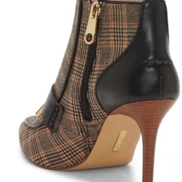 NIB- LOUISE ET CIE Shiro Bootie In Natural Plaid/ Black - Picture 2 of 8